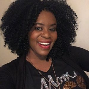 Meet your Posher, Stephanie